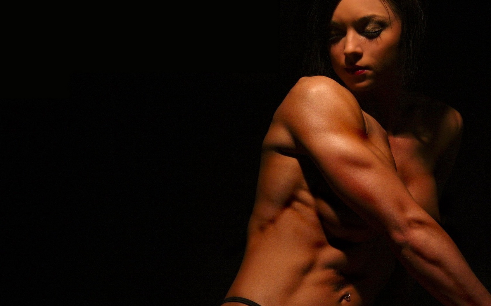 A Gendered Outlaw The Deviant Identities of Female Bodybuilders Esmé Spurling